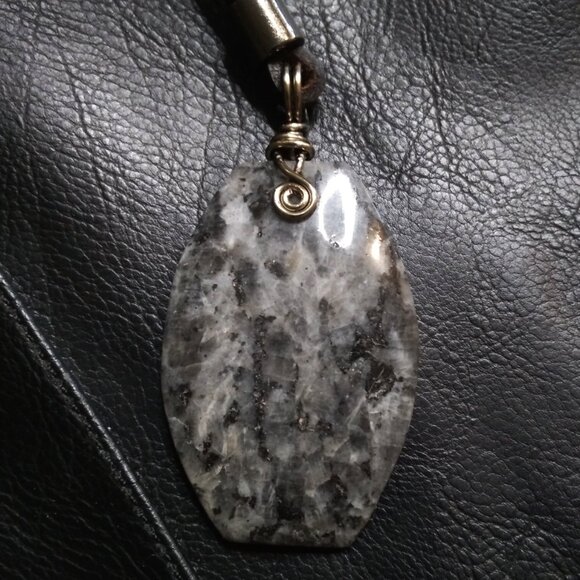 Minimalist Larvikite Pendant on Rawhide Leather Cord - Unisex - Black & Grey - Picture 7 of 11